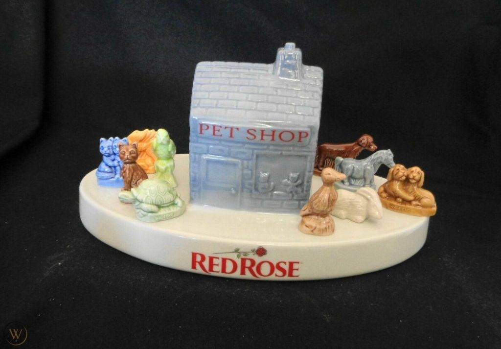 Vintage wade whimsies red rose tea 1 6a48d83062c2419962fbd7babd942725