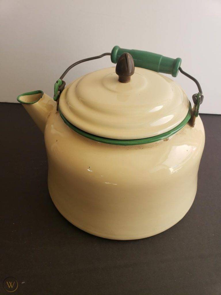 Vintage cream green tea kettle 1 647b838a8c4e77ab79aa828aa0e49cc4
